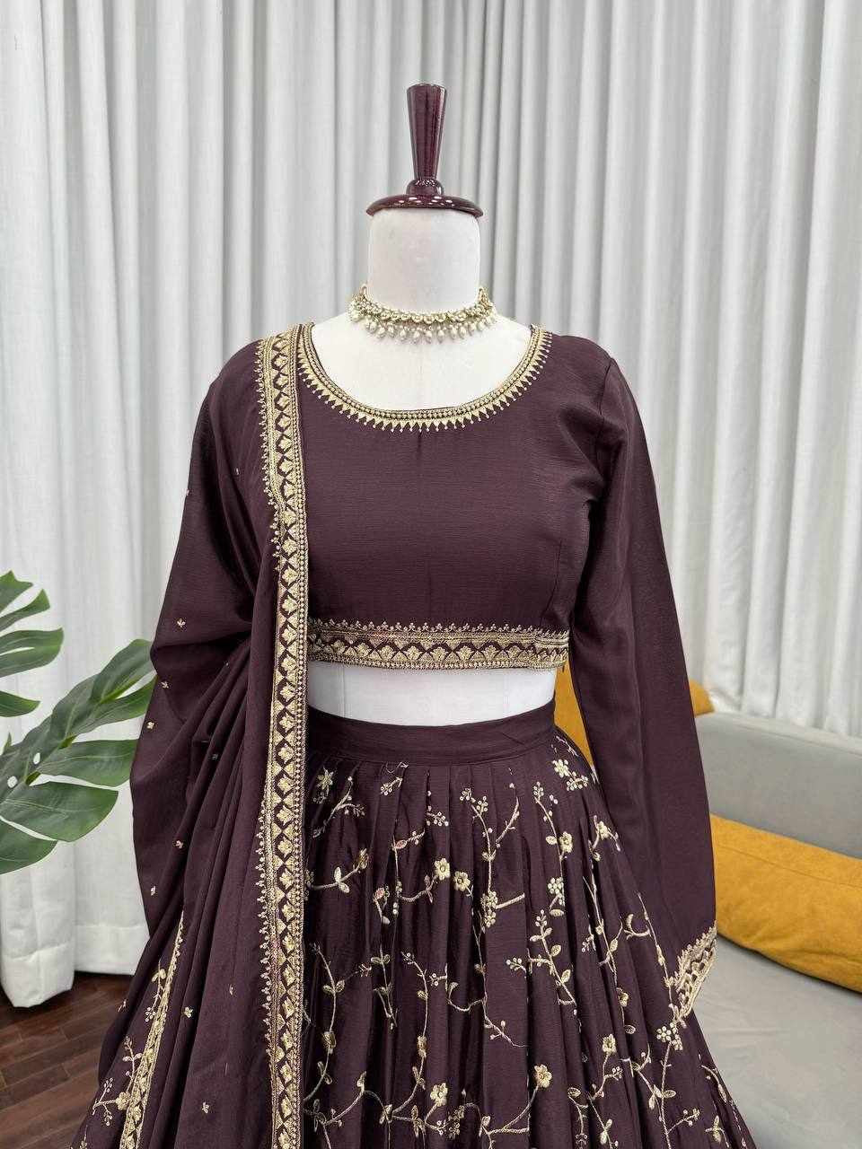 Lehenga set Brown