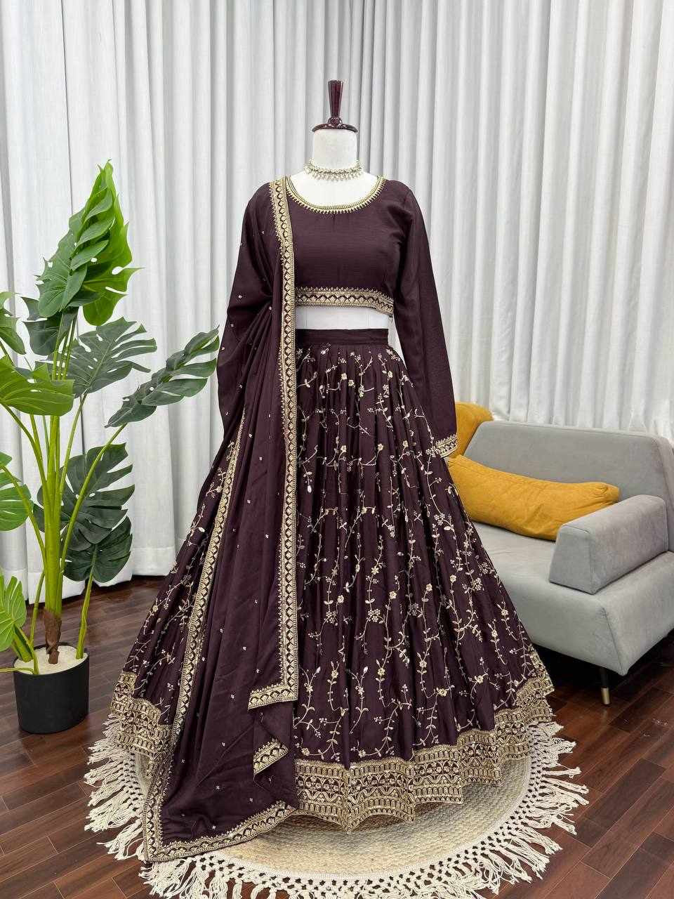 Lehenga set Brown