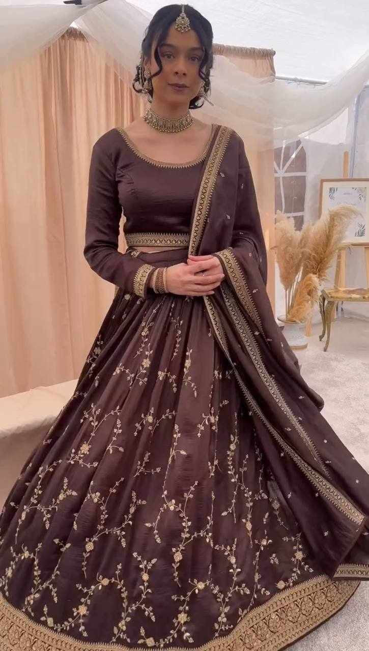 Lehenga set Brown